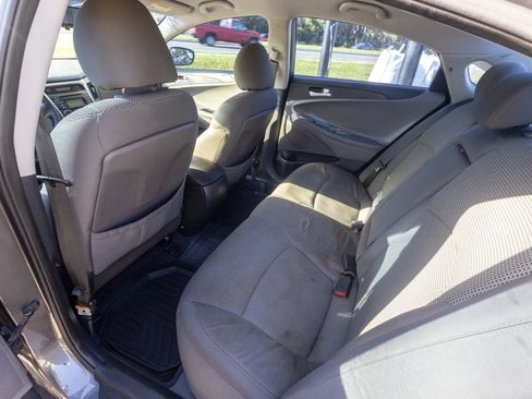 Used 2012 Hyundai Sonata GLS FWD image 16