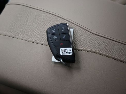 New 2026 Buick Enclave Preferred w/ Power Package image 18