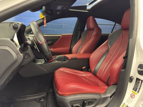 Used 2019 Lexus ES 350 F Sport w/ Accessory Package image 16