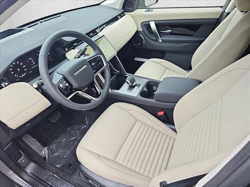 New 2025 Land Rover Discovery Sport S image 16