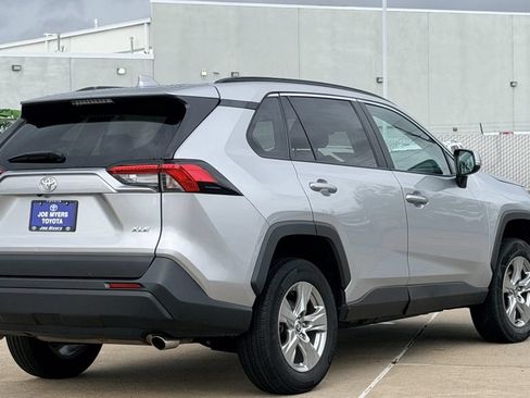 Used 2024 Toyota RAV4 XLE FWD image 7