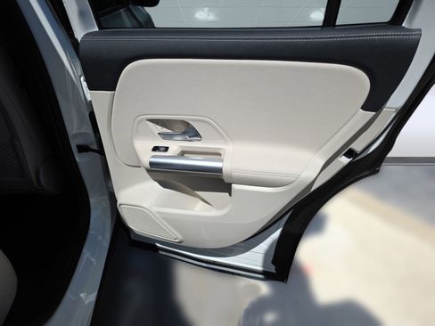 New 2025 Mercedes-Benz GLA 250 image 22