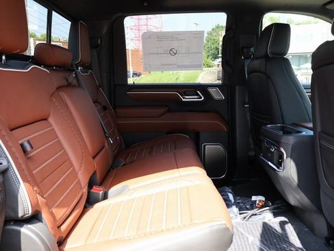 New 2026 GMC Sierra 2500 Denali Ultimate w/ Max Trailering Package AWD/4WD image 11