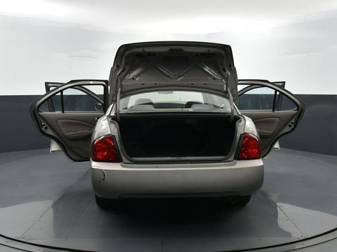 Used 2005 Nissan Sentra 1.8 S image 33