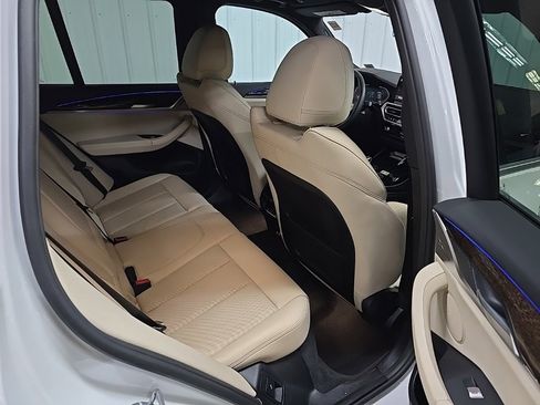 Used 2024 BMW X3 xDrive30i w/ Premium Package image 18
