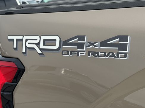 New 2026 Toyota Tundra SR5 AWD/4WD image 13