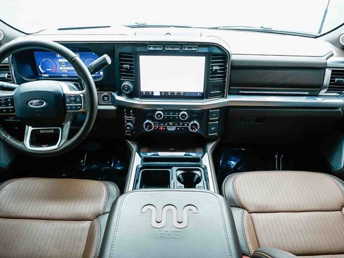 Used 2024 Ford F350 King Ranch w/ FX4 Off-Road Package image 10