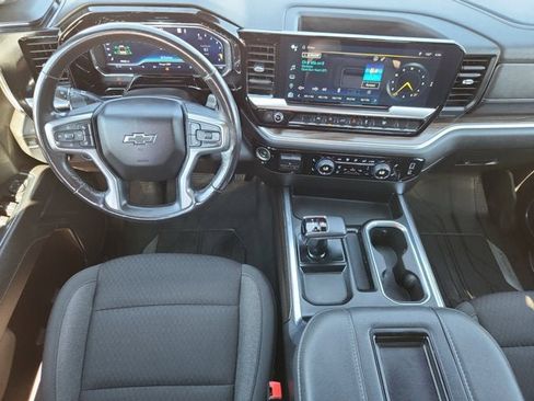 Used 2022 Chevrolet Silverado 1500 RST w/ Protection Package image 10