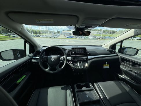 New 2026 Honda Odyssey Touring image 31