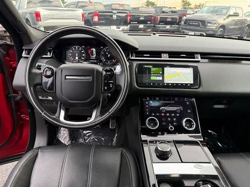 Used 2018 Land Rover Range Rover Velar R-Dynamic SE image 25