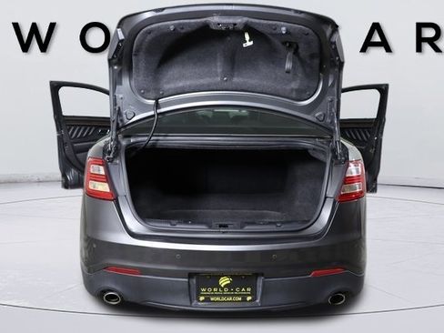 Used 2019 Ford Taurus Limited image 23