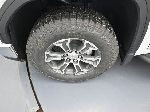 New 2026 GMC Sierra 1500 Pro w/ Pro Value Package image 8