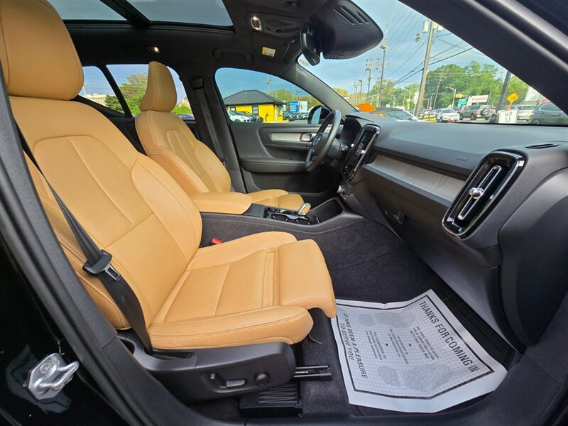 Used 2021 Volvo XC40 T5 Inscription w/ Advanced Package AWD/4WD image 13