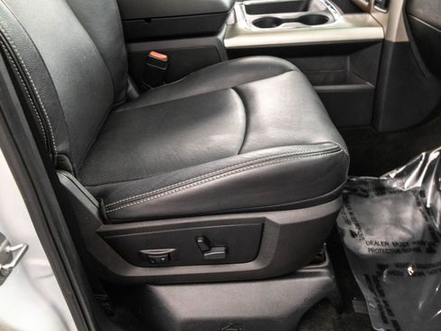 Used 2017 RAM 1500 Laramie w/ Convenience Group AWD/4WD image 42