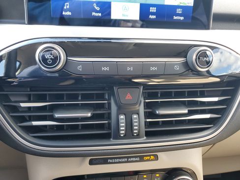 Used 2021 Ford Escape SEL image 25