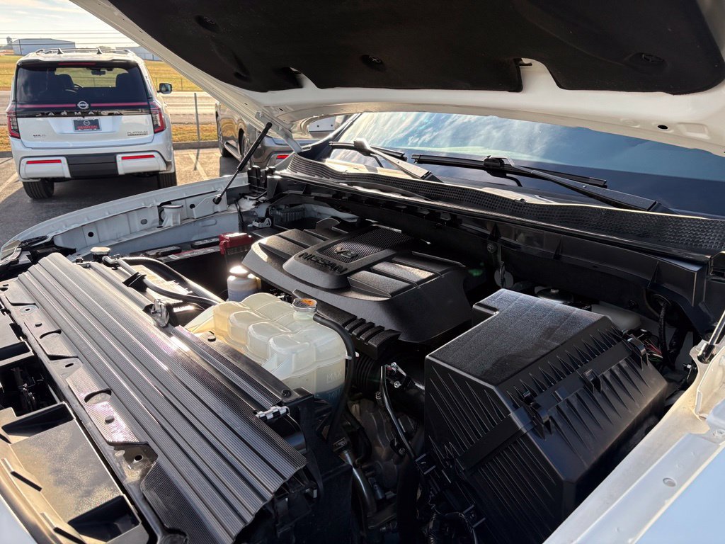 Used 2024 Nissan Titan SV w/ SV Convenience Package AWD/4WD image 44
