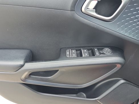 Used 2020 Kia Soul GT-Line w/ GT 2.0L Power Sunroof Package image 17