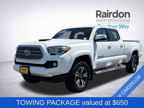 Used 2016 Toyota Tacoma TRD Sport w/ Premium & Technology Package AWD/4WD image 3