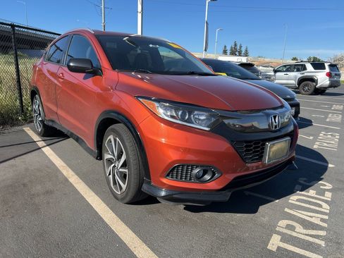 Used 2019 Honda HR-V Sport image 1