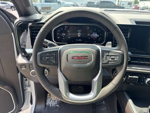 New 2026 GMC Sierra 1500 SLT w/ SLT Premium Plus Package AWD/4WD image 11