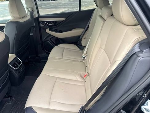 Used 2025 Subaru Outback Limited XT AWD/4WD image 12