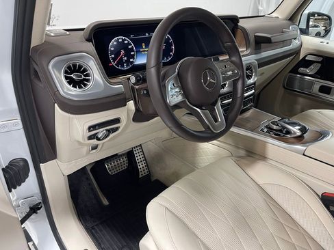 Used 2023 Mercedes-Benz G 550 image 21