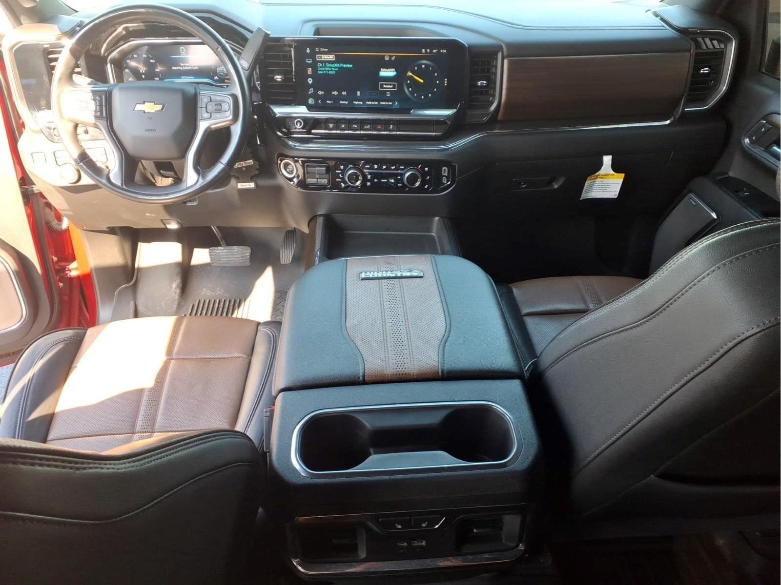 Used 2024 Chevrolet Silverado 2500 High Country w/ High Country Premium Package AWD/4WD image 7