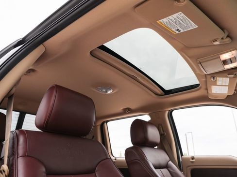 Used 2014 Ford F150 King Ranch w/ King Ranch Luxury Package RWD image 22