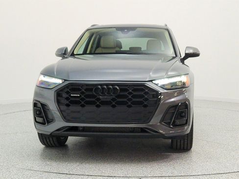 Used 2023 Audi Q5 2.0T Prestige w/ Prestige Package AWD/4WD image 2