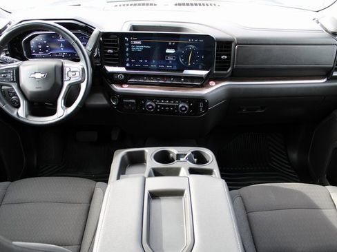 Used 2025 Chevrolet Silverado 1500 LT image 14