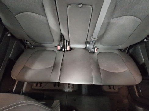 Used 2017 Chevrolet Traverse LT AWD/4WD image 24
