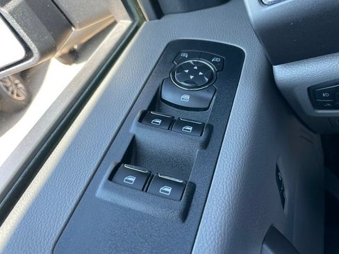 Used 2020 Ford F150 XLT w/ Equipment Group 302A Luxury AWD/4WD image 25