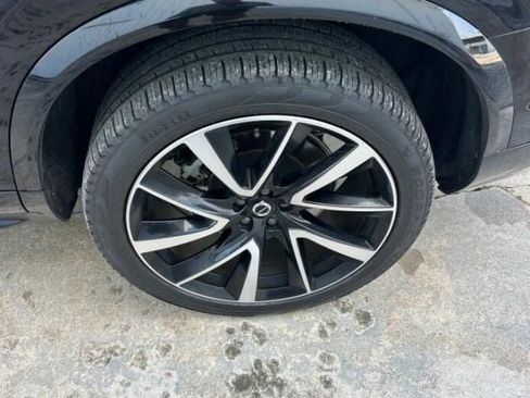 Certified 2024 Volvo XC90 B6 Plus w/ Protection Package AWD/4WD image 9