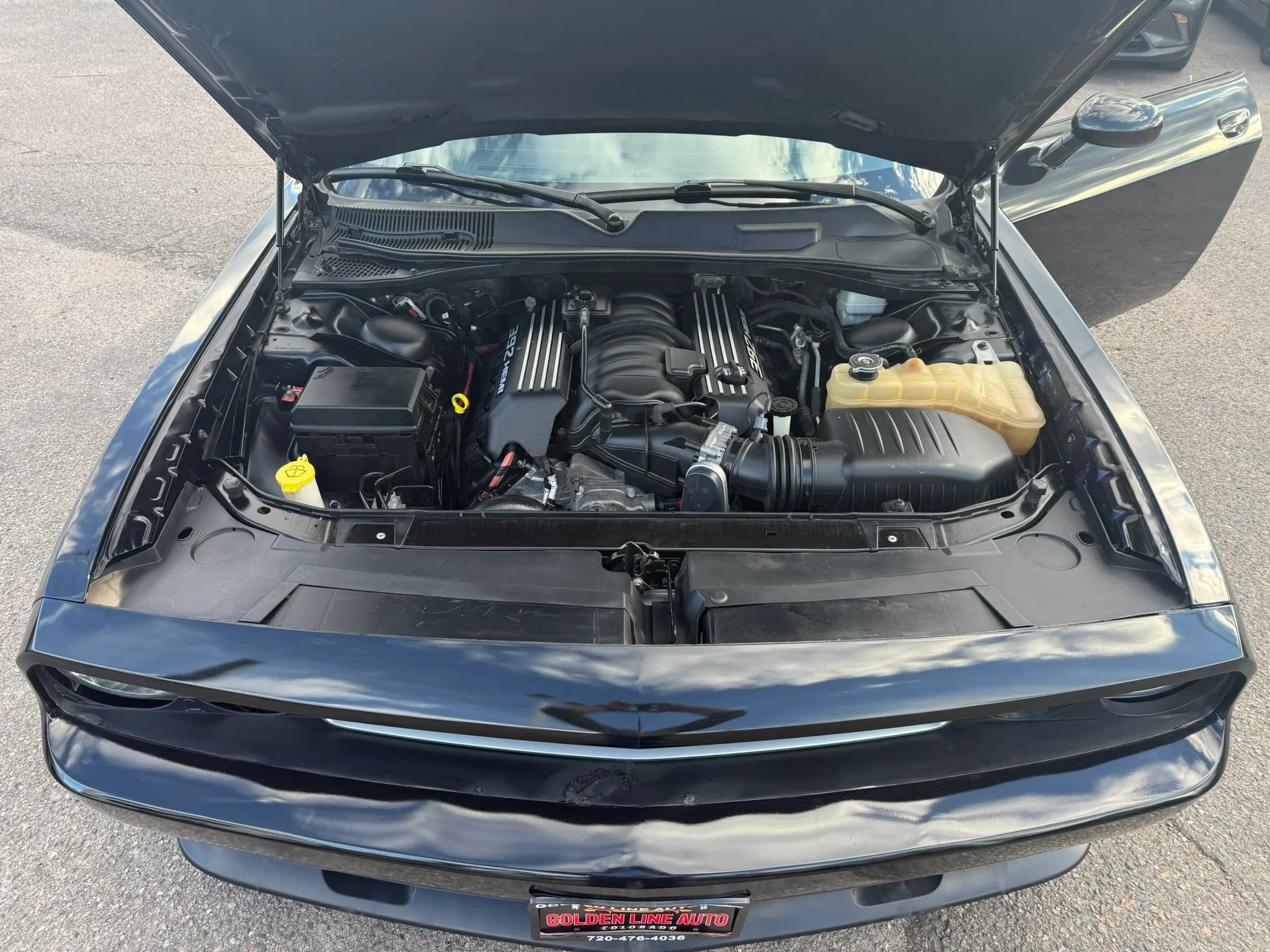Used 2012 Dodge Challenger SRT8 RWD image 24