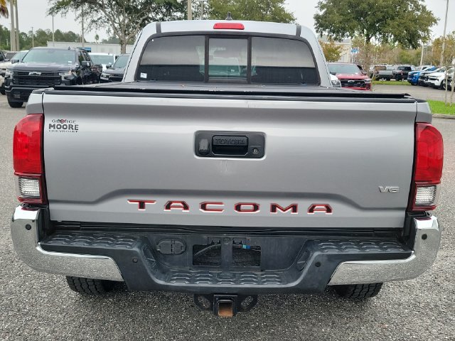 Used 2020 Toyota Tacoma SR5 RWD image 9