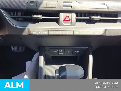 Used 2025 Kia K4 FWD image 21