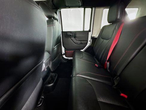 Used 2017 Jeep Wrangler Unlimited Rubicon w/ Quick Order Package 24Z Recon image 22