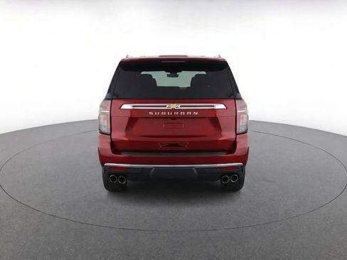 Used 2021 Chevrolet Suburban High Country w/ Premium Package 2 AWD/4WD image 6