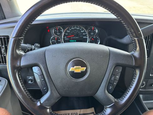 Used 2021 Chevrolet Express 2500 Extended w/ Driver Convenience Package image 32