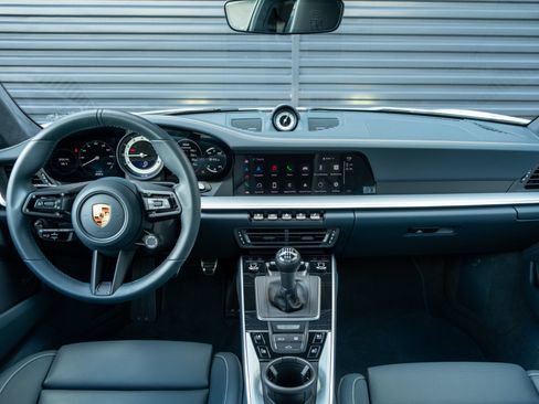 Certified 2024 Porsche 911 Carrera S RWD image 6