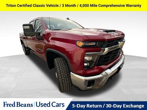 Used 2024 Chevrolet Silverado 3500 LT image 1