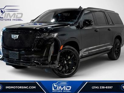 Used 2022 Cadillac Escalade ESV Sport Platinum w/ Heavy-Duty Trailer Package