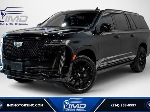 Used 2022 Cadillac Escalade ESV Sport Platinum w/ Heavy-Duty Trailer Package AWD/4WD image 1