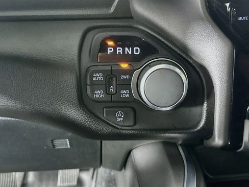Used 2025 RAM 1500 Big Horn AWD/4WD image 25