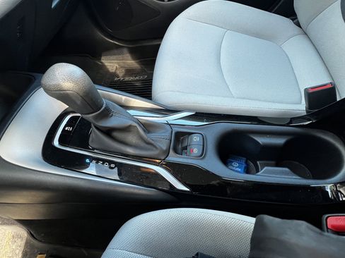 Used 2020 Toyota Corolla L image 28