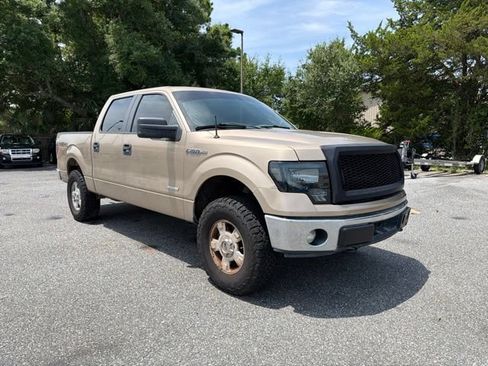 Used 2014 Ford F150 XLT w/ Trailer Tow Package AWD/4WD image 2