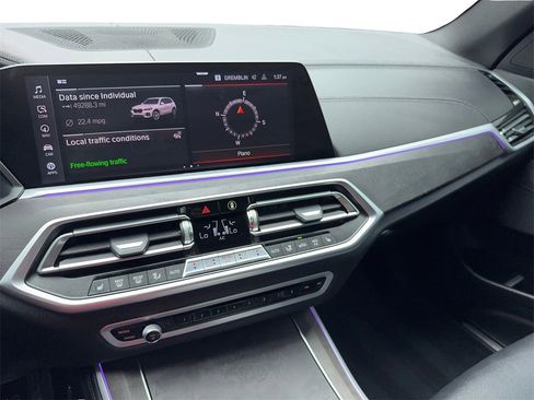 Used 2022 BMW X5 sDrive40i w/ Premium Package image 23