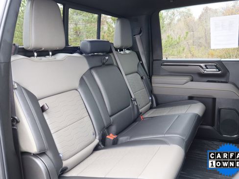 Used 2025 Chevrolet Silverado 2500 ZR2 w/ Technology Package image 20