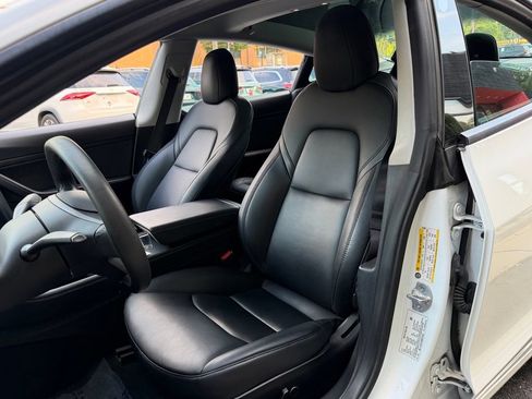 Used 2021 Tesla Model 3 Standard Range RWD image 26