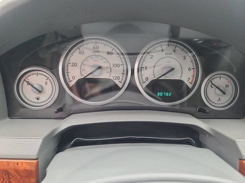 Used 2008 Chrysler Town & Country Touring w/ Trailer Tow Group FWD image 12